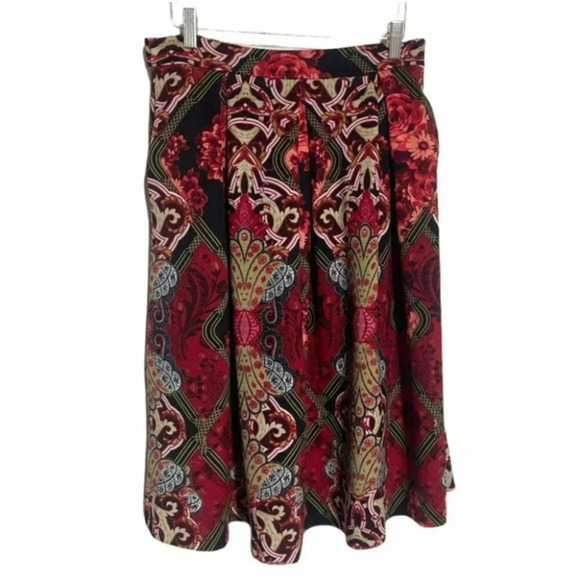 New York & Co stretch 4 red & multicolor‎ pleaded pocketed skirt - Picture 3 of 6